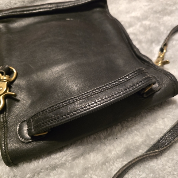 Classic Coach Black Leather  Bag - Picture 4 of 5